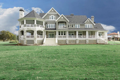 Traditional exterior home idea in Austin