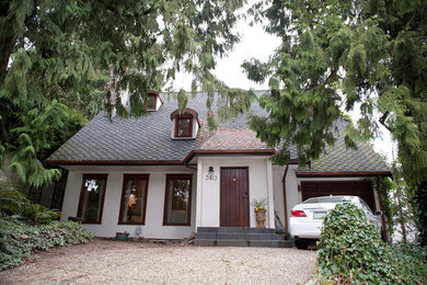 Traditional exterior home idea in Vancouver
