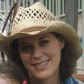 Leslie Apple Barron's photo
