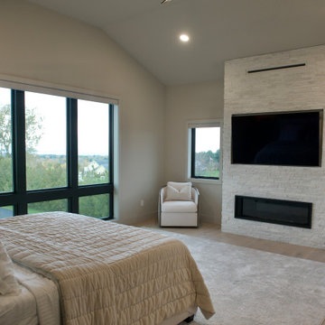 Primary Bedroom with panoramic views!