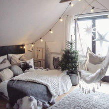 38D Emilia;s bedroom