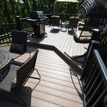 BC&L Custom AZEK deck with TimberTech Rails