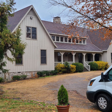 Virginia Upper Brandon Plantation Hunting Lodges - Fireplace TV, Music System