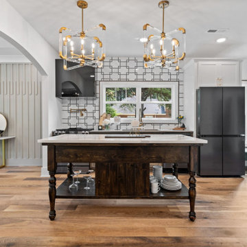 Modern in "Monrovia"