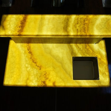 Backlit onyx countertop