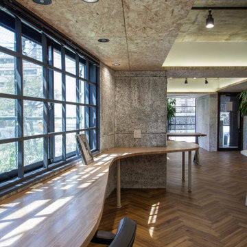 曲線のオフィス：オフィスリノベーション