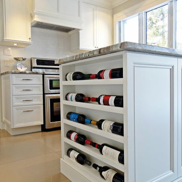 Fresh and Bright West Island Kitchen