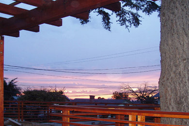 Inspiration for a porch remodel in Los Angeles