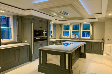 This is an example of a kitchen in Manchester.