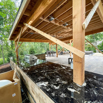 Incredible installation of outdoor grill in "Titanium" color