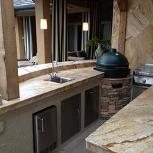 Outdoor Kitchen