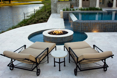 Lake House Residence
