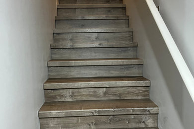 Inspiration for a staircase remodel in Detroit