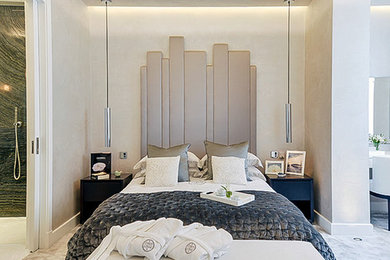 Inspiration for a contemporary bedroom in Berkshire.