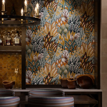Bold and graphic wallpaper
