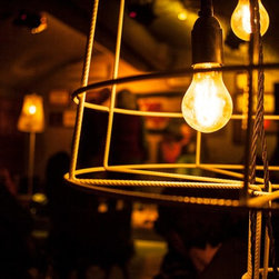 La M&eacute;nag&egrave;re - Lighting