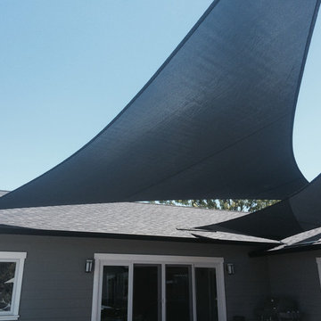 Two Sail, Single mast and roof connection