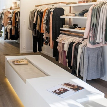 Thiết kế nội thất shop quần áo
