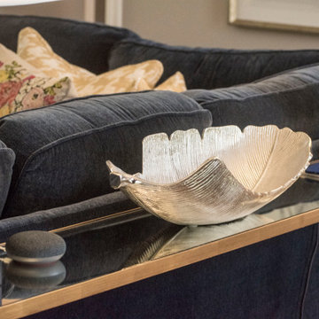 2020 | Personal Shopper Series: J-Town Family Room