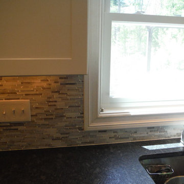 Linear Marble Back Splash