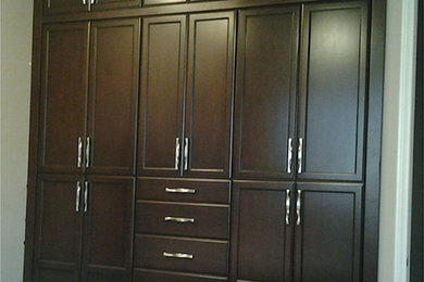 Walk-In Closets