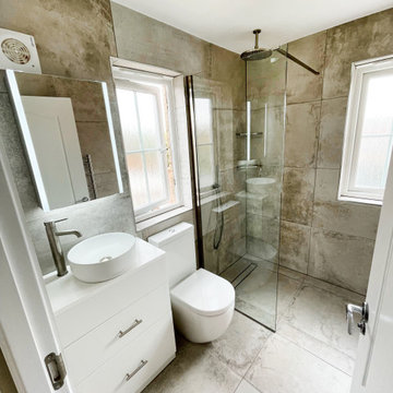 Stoney Ensuite in Stondon