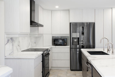Inspiration for a modern kitchen remodel in Ottawa