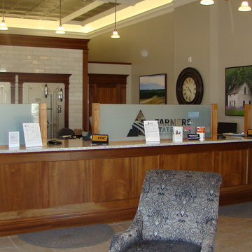 Spencer - lobby after