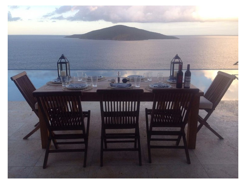 Saint Thomas Outdoor Dining