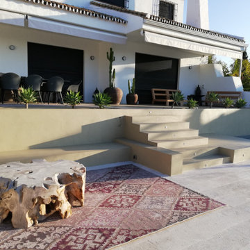 Tropical garden at El Paraiso Estepona