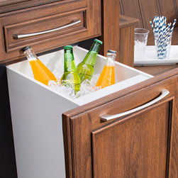 Trex&reg; OutdoorStorage&trade; Pull-Out Ice Cooler - Outdoor Refrigerators