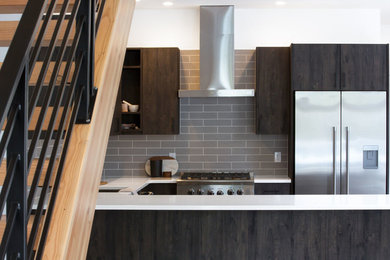 Trendy kitchen photo in Seattle