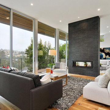 Acacia's Upscale Lifestyle