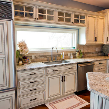 Overlook Circle Kitchen
