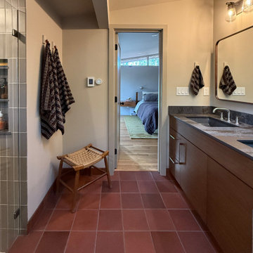 Entry & Vanity