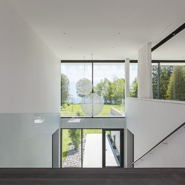 Opposite House
