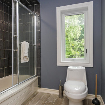 Bathrooms with New Windows from Renewal by Andersen of Greater Toronto
