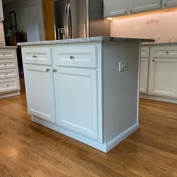 Modern Kitchen Remodel Done With Cabinet Refacing