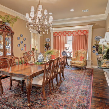 Formal Dining
