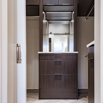 A Contemporary Master Bathroom (Owner requested to be anonymous)