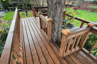 Deck - traditional deck idea in Seattle