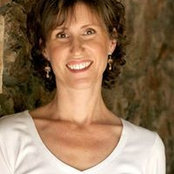 Kathy Hunter's photo