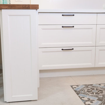 Shabby chic polymer kitchen cabinet