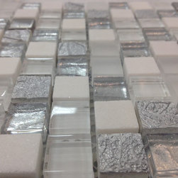 Silver Snowflake 15mm Mosaic Mix - Tile