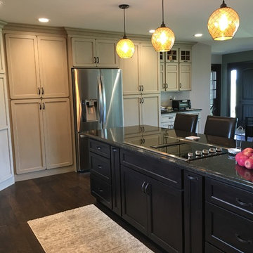 Modified Shaker, Paint, Glaze, Full Overlay