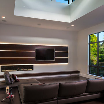 West of the Trail Modern Home