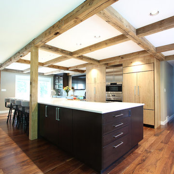 16 Foot Island with Seating for Six