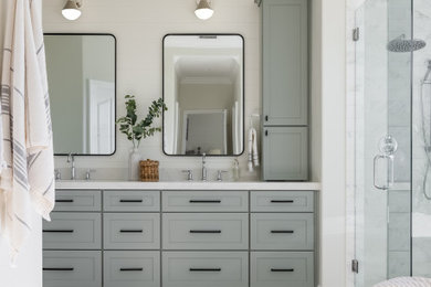 Inspiration for a transitional bathroom remodel in Orange County