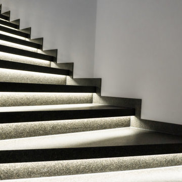 Hoteltreppe wird zur Attraktion. Fliesentreppe ohne Abriß modernisieren.