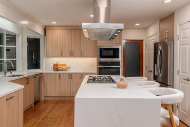 Inspiration for a contemporary kitchen remodel in Seattle